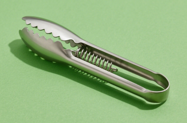 12-inch spring-loaded BBQ tongs.png